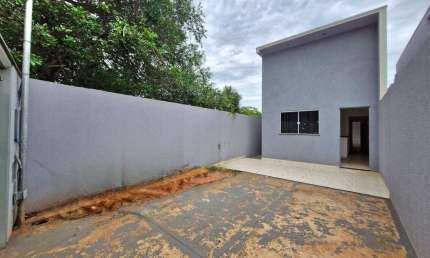 Casa com 2 quartos à venda na Rua Manoel José Lopes, Jardim das Cerejeiras, Campo Grande