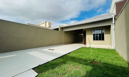 Casa com ótimo acabamento Bairro Figueiras do Parque