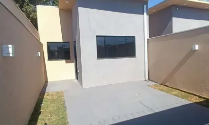 Casa à venda na Rua Izolino Alves Pereira, Jardim Los Angeles, Campo Grande