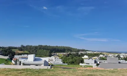 Á venda terrenos condomínio Villa dos Pinheiros Indaiatuba SP