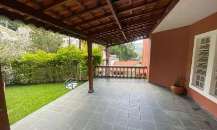 Casa com 4 dormitórios à venda, 150 m² por R$ 850.000,00 - Lavapés - Mairiporã/SP