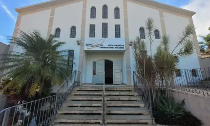 Salão à venda por R$ 2.500.000,00 - Centro - Atibaia/SP