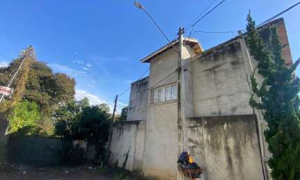 Casa com 2 dormitórios para alugar, 250 m² por R$ 3.250,00/mês - Lavapés - Mairiporã/SP