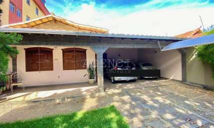 Casa com 5 quartos à venda na Rua Abdala Fábio Couri, Camargos, Belo Horizonte