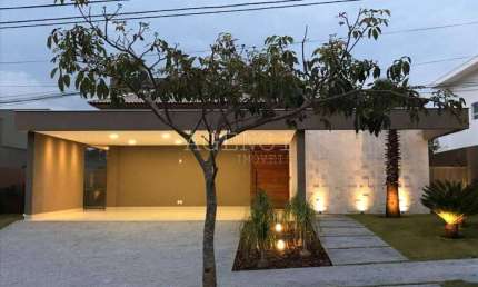 Casa de 4 quartos com suíte em Alphaville Lagoa dos Ingleses