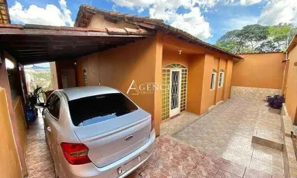 Casa com 6 quartos à venda na Rua Emílio de Menezes, Santa Maria, Belo Horizonte