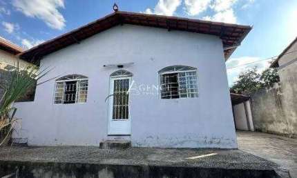 Casa com 3 quartos à venda na Rua C, Santa Maria, Belo Horizonte
