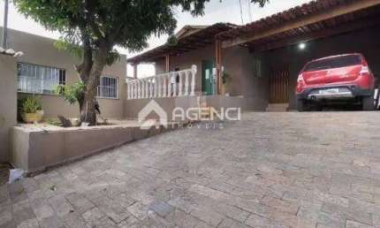Casa com 3 quartos à venda na Rua Rio Aiuruoca, Riacho das Pedras, Contagem