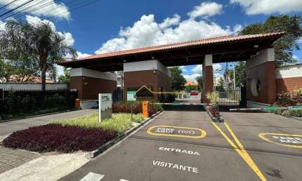 Sobrado com 3 dormitórios à venda, 210 m² por R$ 1.100.000,00 - Pinheirinho - Curitiba/PR