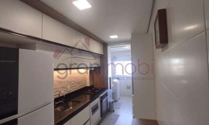 EDIFICIO BENEVENTO APTO 96m², 3 suítes, riquíssimo em móveis planejados, 3 vagas, varanda gourmet, excelente localização