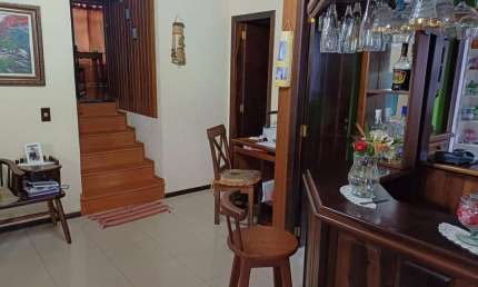 Casa para Venda em Ribeirão Pires, Santa Luzia, 3 dormitórios, 1 suíte, 3 banheiros, 6 vagas
