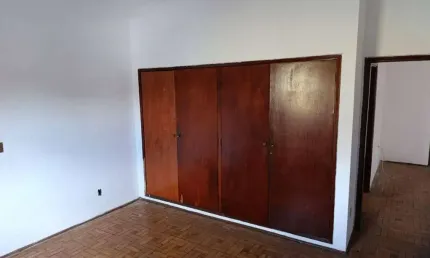 Casa com 2 dormitórios à venda, 120 m² por R$ 220.000,00 - Vila Tibério - Ribeirão Preto/SP