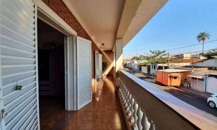 Casa para venda em Campos Elíseos de 290.00m² com 4 Quartos, 1 Suite e 2 Garagens