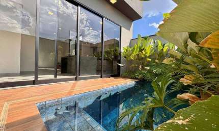 Casa de Condomínio para venda em Real Sul de 164.00m² com 3 Quartos, 3 Suites e 4 Garagens
