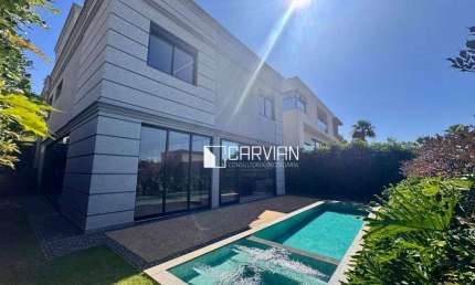 Casa de Condomínio para venda em Alphaville de 421.00m² com 4 Quartos, 4 Suites e 6 Garagens