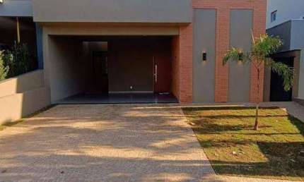 Casa de Condomínio para venda em Jardim Cybelli de 150.00m² com 3 Quartos, 3 Suites e 4 Garagens