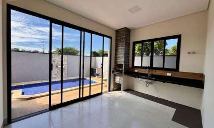 Casa de Condomínio para venda em Portal Da Mata de 150.00m² com 3 Quartos, 1 Suite e 4 Garagens