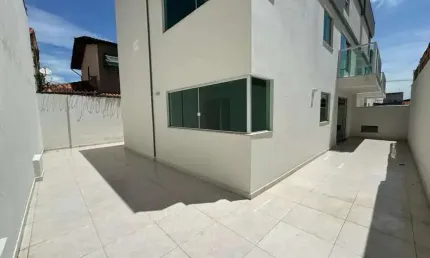 Apartamento à venda no bairro Santa Mônica em Belo Horizonte/MG