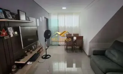 Apartamento com área externa, 02 quartos, copacabana.