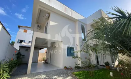Casa com 4 quartos à venda na Rua Coral, 475, Campeche, Florianópolis, 187 m2 por R$ 1.450.000