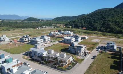 Casa com 3 quartos à venda na Rodovia Doutor Antônio Luiz Moura Gonzaga, 3157, Rio Tavares, Florianópolis, 181 m2 por R$ 2.150.000