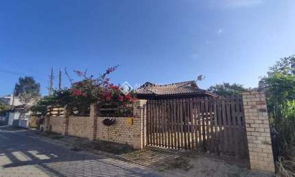 Casa com 3 quartos à venda na Servidão Garapuvu do Sul, 179, Morro das Pedras, Florianópolis, 200 m2 por R$ 970.000