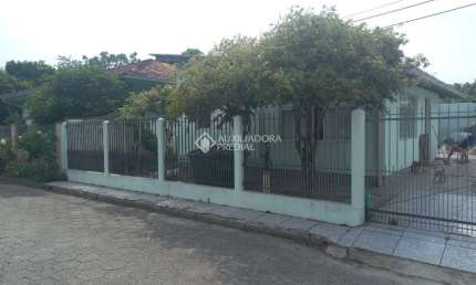 Casa com 1 quarto à venda na Arlindo Inácio Bittencourt, 7, Carianos, Florianópolis, 60 m2 por R$ 636.000
