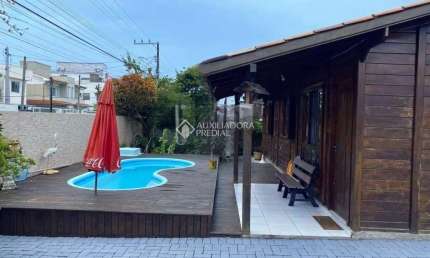 Casa com 3 quartos à venda na Rua José Elias Lopes, 467, Campeche, Florianópolis, 112 m2 por R$ 1.276.600