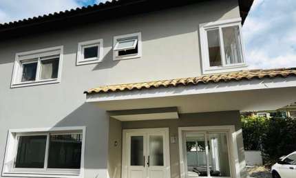 Casa em condomínio fechado com 4 quartos à venda na Rua Laurindo Januário da Silveira, 4317, Lagoa da Conceição, Florianópolis, 164 m2 por R$ 2.900.000