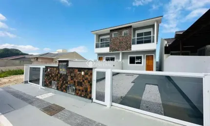 Casa com 2 quartos à venda na rua paysage sul, 38, bela vista, palhoça, 166 m2 por r$ 460.000
