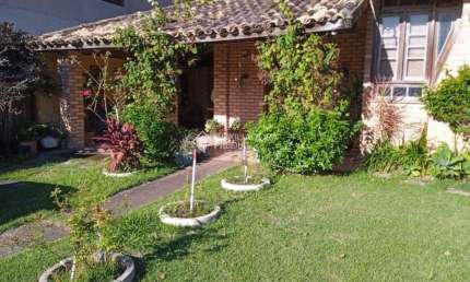 Casa com 3 quartos à venda na Rua Sagrado Coração de Jesus, 862, Morro das Pedras, Florianópolis, 240 m2 por R$ 1.598.000