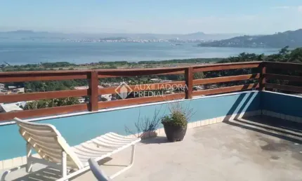 Casa com 2 quartos à venda na Agenor de Morais Filho, 220, Costeira do Pirajubaé, Florianópolis, 55 m2 por R$ 250.000