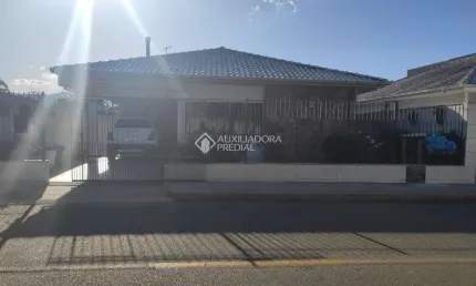 Casa com 2 quartos à venda na Rua Roberto Borba, 795, Ipiranga, São José, 187 m2 por R$ 1.100.000