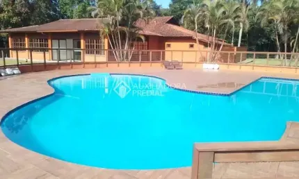 Terreno em condomínio fechado à venda na rua 4 de dezembro, 3110, centro, antônio carlos, 672 m2 por r$ 160.000