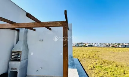Casa com 2 quartos à venda na rua laura duarte prazeres, 1101, campeche, florianópolis, 90 m2 por r$ 495.000