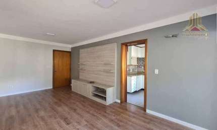 Vendo apartamento de dois dormitórios com duas vagas de garagem, bairro Partenon em Porto Alegre