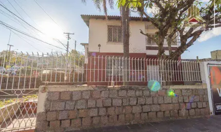 Na esquina da Bento Gonçalves com Aparício Borges, vendo casa comercial e ou residencial