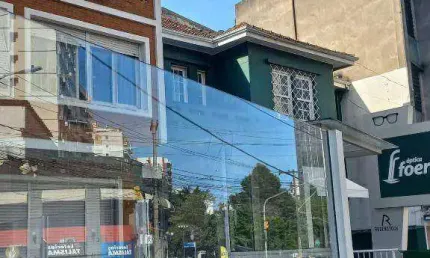 Vendo apartamento na 24 de outubro,  iemdiações parque moinhos de vento em porto alegre