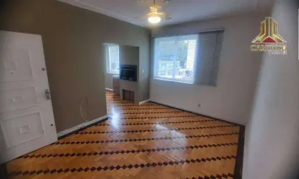 Vendo apartamento de três dormitórios ao lado do Shopping Moinhos na Tobias da Silva no Moinhos de Vento em Porto Alegre