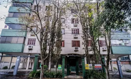 Apartamento com 3 quartos à venda na Rua Jalmar Azambuja Diniz, 328, Jardim Planalto, Porto Alegre