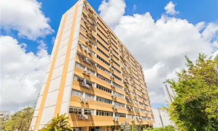 Apartamento com 3 quartos à venda na Rua Professor Cristiano Fischer, 99, Petrópolis, Porto Alegre