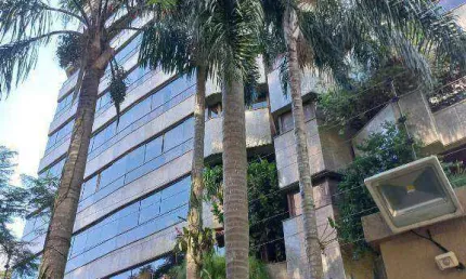 Vendo apartamento de 505,00 m² de área privativa no Bairro Bela Vista em Porto Alegre