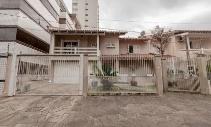 Casa em condomínio fechado com 4 quartos à venda na Rua Maestro Salvador Campanella, 279, Jardim Itu Sabará, Porto Alegre