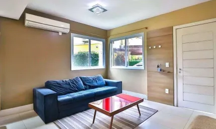 Casa em condomínio fechado com 3 quartos à venda na Rua Vicenza, 20, Mário Quintana, Porto Alegre