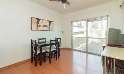 Apartamento com 1 quarto à venda na Rua Líbero Badaró, 70, Passo da Areia, Porto Alegre