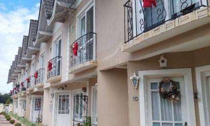 Casa em condomínio no Centro de Canela, localização privilegiadíssimo na serra gaúcha.