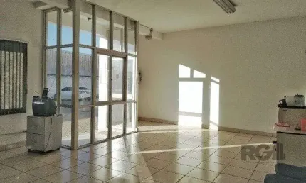 Barracão / Galpão / Depósito para alugar na Rua Eugênio Rubbo, 375, Anchieta, Porto Alegre