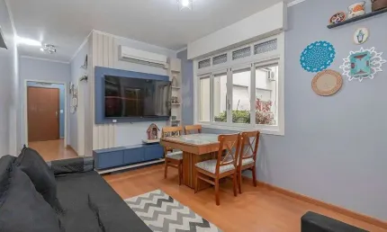 Apartamento com 3 quartos à venda na Rua Santo Antônio, 584, Floresta, Porto Alegre