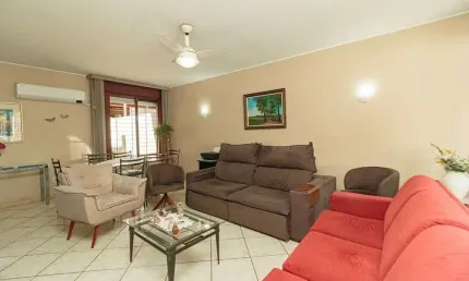 Casa em condomínio fechado com 3 quartos à venda na Rua Anita Garibaldi, 2596, Passo da Areia, Porto Alegre