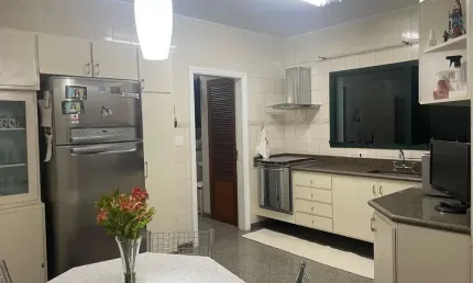 Aconchegante apartamento tipo para locação em Santana com 3 quartos, sendo 1 suíte, 160m²
